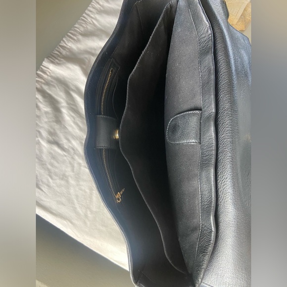 Cuyana Convertible Satchel 13-inch Black Pebbled Leather - Picture 16 of 16